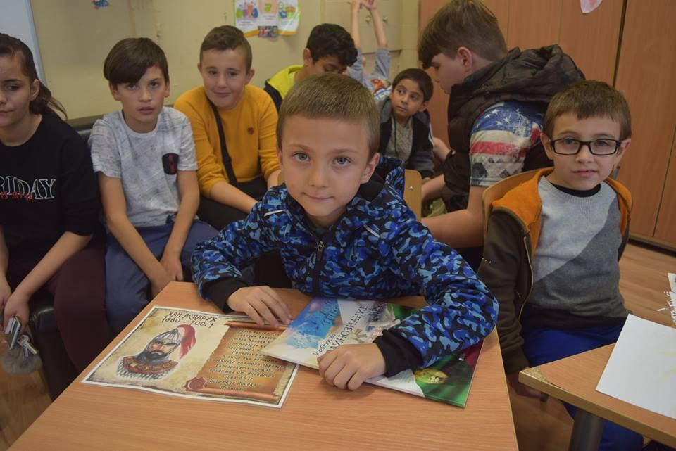 През тази учебна година в часовете по занимания по интереси учениците ще възпроизведат Ларп игра управлението на Династията Асеневци - ОУ Иван Сергеевич Тургенев - Разград