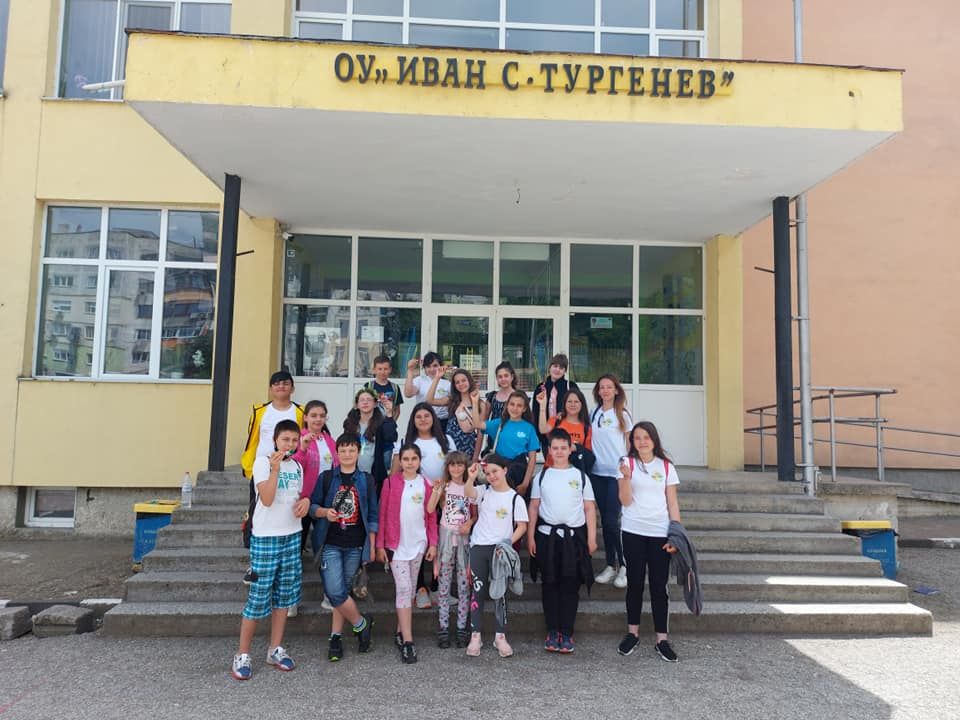 Група "Скаути" по проект "Подкрепа за успех" посетиха Етнграфски комлекс в с. Топчии 13
