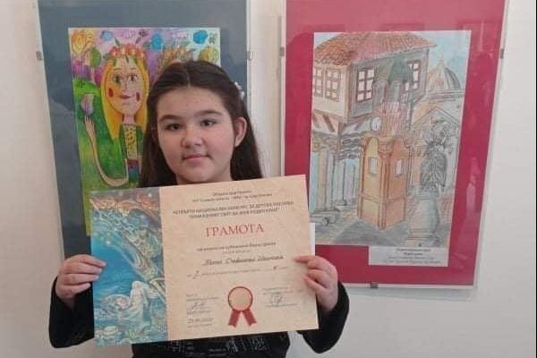 Четвъртокласничка от ОУ "И. С. Тургенев" дари паричната си награда от конкурс за рисунка за лечението на Марти - ОУ Иван Сергеевич Тургенев - Разград